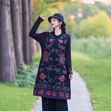 2025秋国风重工刺绣女缎面坎肩女式民族风盘扣带里布中式长款马甲