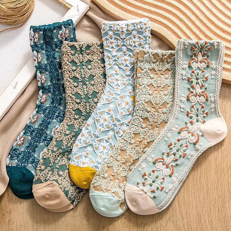 Palace Style Socks Women's Mid-length Socks Autumn and Winter Ins Trendy Mesh Popular High Color Value Retro Embossed Breathable High Waist Stockings for Women