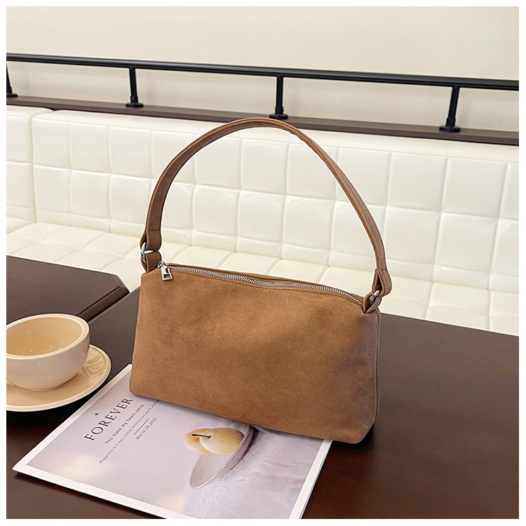 2025 New High-end Retro Small Square Suede Bag Women's Shoulder Bag Plush Niche Style Underarm Bag Handbag 2025 New High-end Retro Small Square Suede Bag Women's Shoulder Bag Plush Niche Style Underarm Bag Handbag
