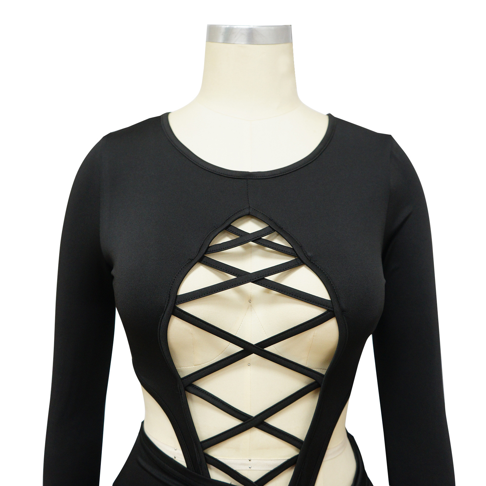 Conjunto de saia e top sexy manga comprida com recortes_voghion.com