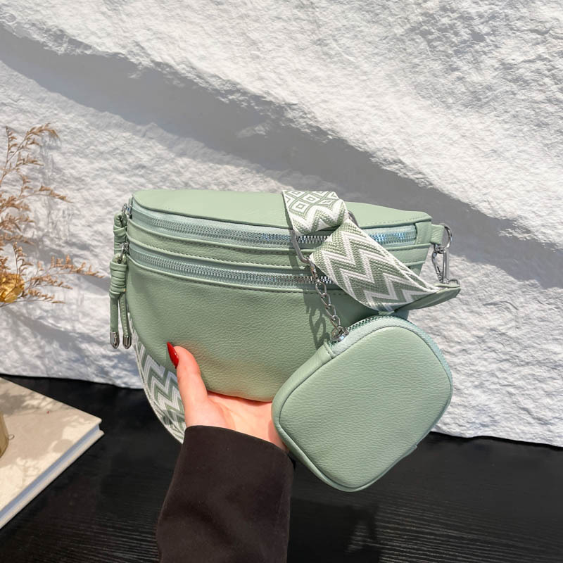 Moda 2024 invierno nuevo tipo de correa de hombro ancha estilo extranjero simple bolso de hombro casual de color sólido bolso de transporte ligero