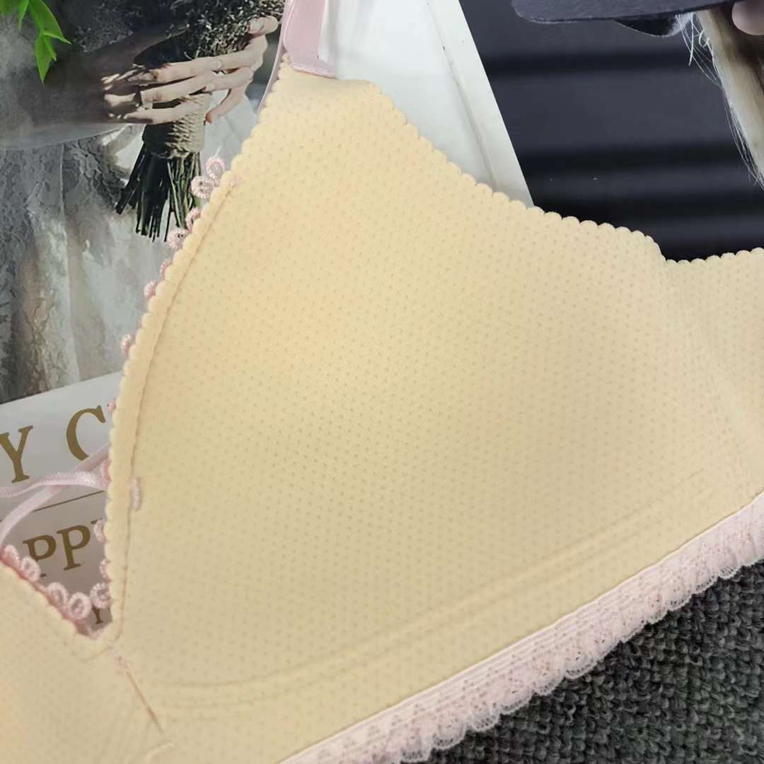 Nueva celebridad en línea chica en vivo empuja hacia arriba la ropa interior sin costuras empuja hacia arriba el sujetador