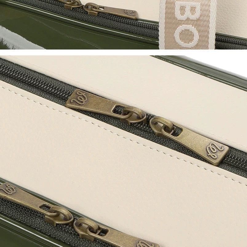 Capacious travel bag for men and women, Korean style, South Korea