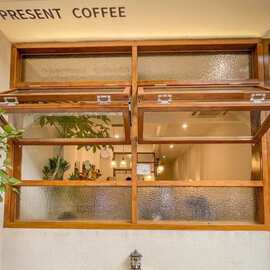 实木推拉窗奶茶店咖啡店推拉门窗家用左右折叠窗复古老榆木平推窗