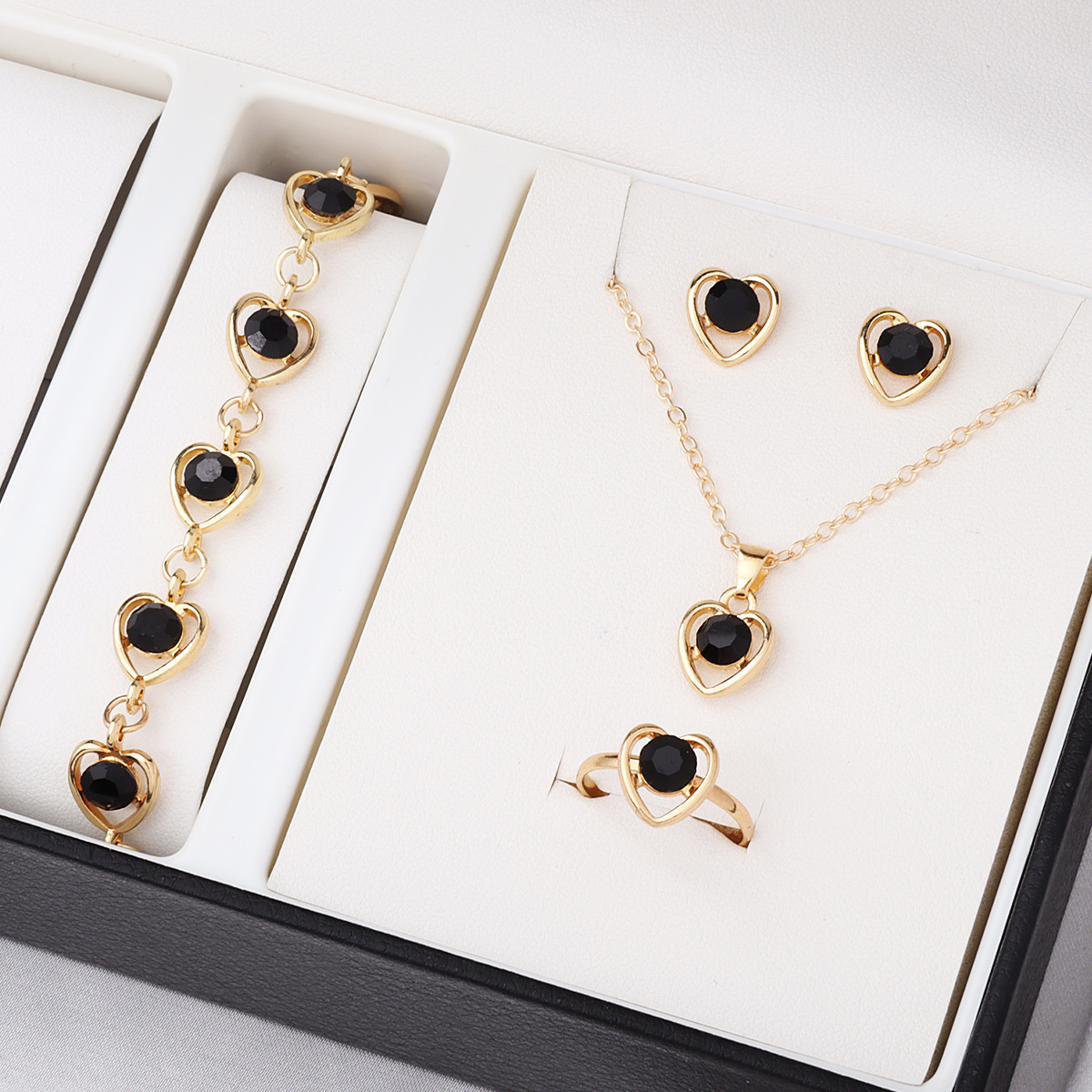 Amazon's New Jewelry Hollow Love Colored Diamond Temperament Peach Heart Necklace Earrings Ring Bracelet Four-Piece Set Wholesale