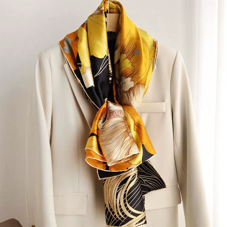 大鱼海棠真丝大方巾桑蚕丝围巾女春秋季妈妈丝巾披肩送礼素绉缎