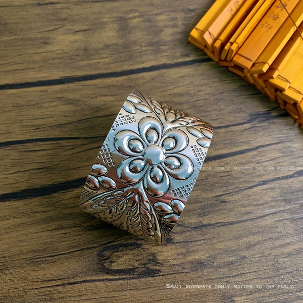 Silver carved bracelet 2
