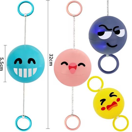 Creative Luminous Toy Pull Whistle Flying Ball Hot Selling Stall Stall Stall Supply Boy Children's Small Toy Kindergarten Gift