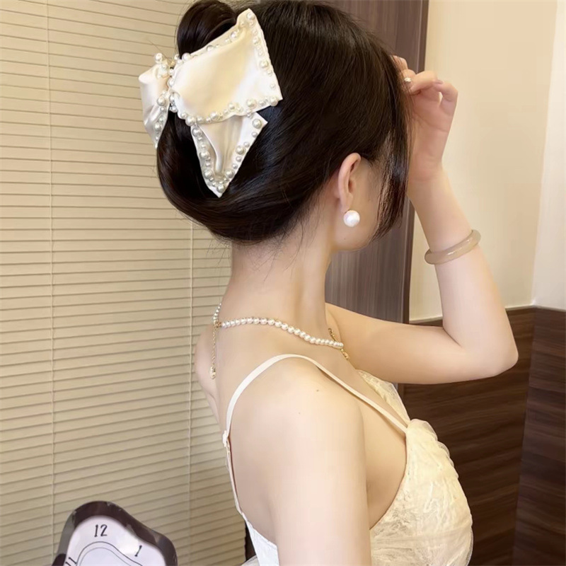 法式新款珍珠三角鲨鱼夹小香风少女半扎马尾夹赫本风爆款抓夹头饰|undefined