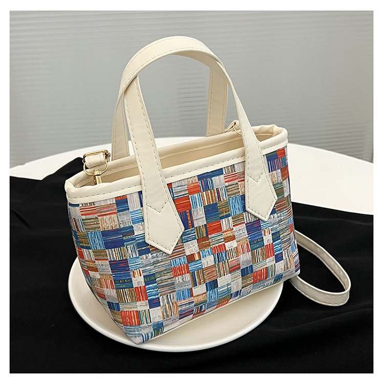 Women's Medium Pu Leather Geometric Classic Style Zipper Handbag display picture 8