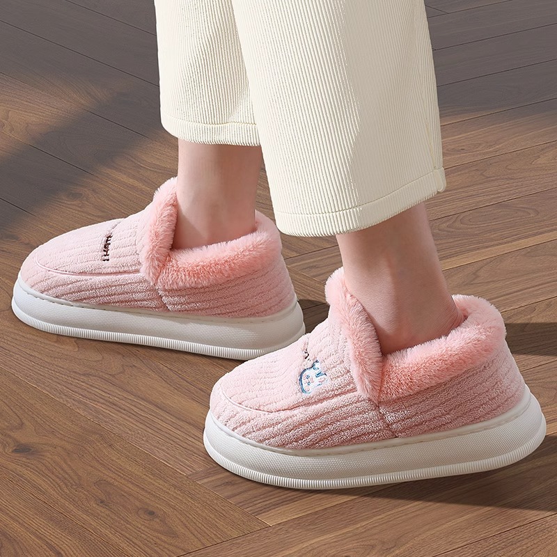 zapatillas de algodón de invierno para mujeres, tacones para usar en interiores, zapatos de algodón caliente antideslizantes de lana y lana