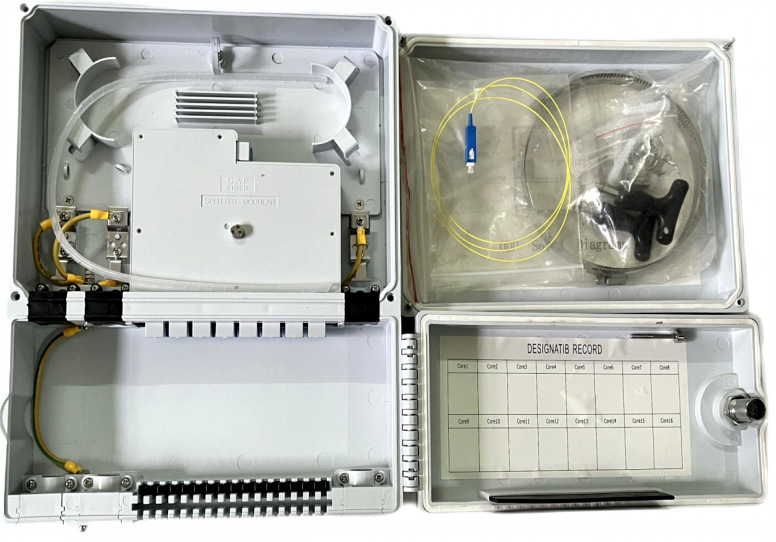 16芯光配箱内部