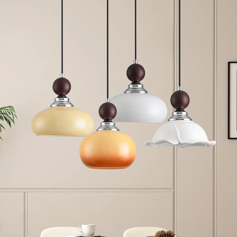 Lámpara de viento retro crema lámpara de cabezal de cama lámpara de vidrio de colores pared de fondo de televisión decoración de la habitación creativa lámpara de cama