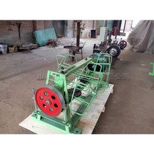 双股镀锌铁丝刺网机 正反拧绳双股刺绳网机 卧式小区防护刺网设备