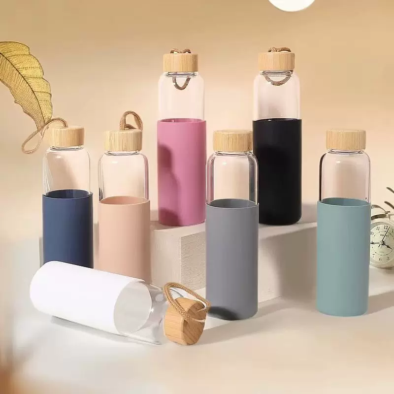 亚马逊耐高温高硼硅杯竹盖单层玻璃水杯带隔热硅胶套杯隔热防烫