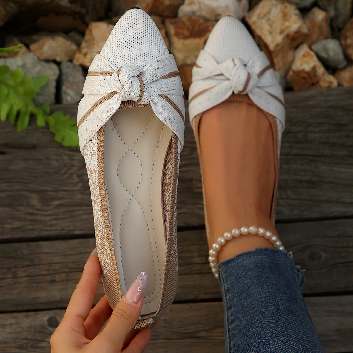 Women's Pointed Toe Flyknit Flat Slip-on Shoes Casual Loafers_voghion.com
