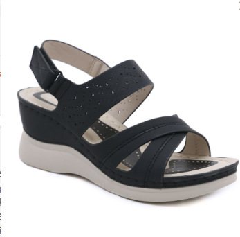 JS6331-3 Amazon 2024 primavera y verano nueva moda casual cuña playa al aire libre sandalias de las mujeres por mayor