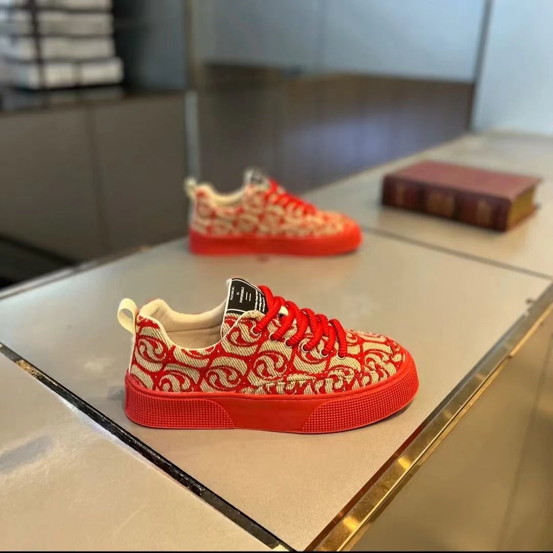 2024 printemps nouvelle marque à la mode célébrité d'internet bas skateboard hommes mode tendance polyvalent sport et décontracté_voghion.com