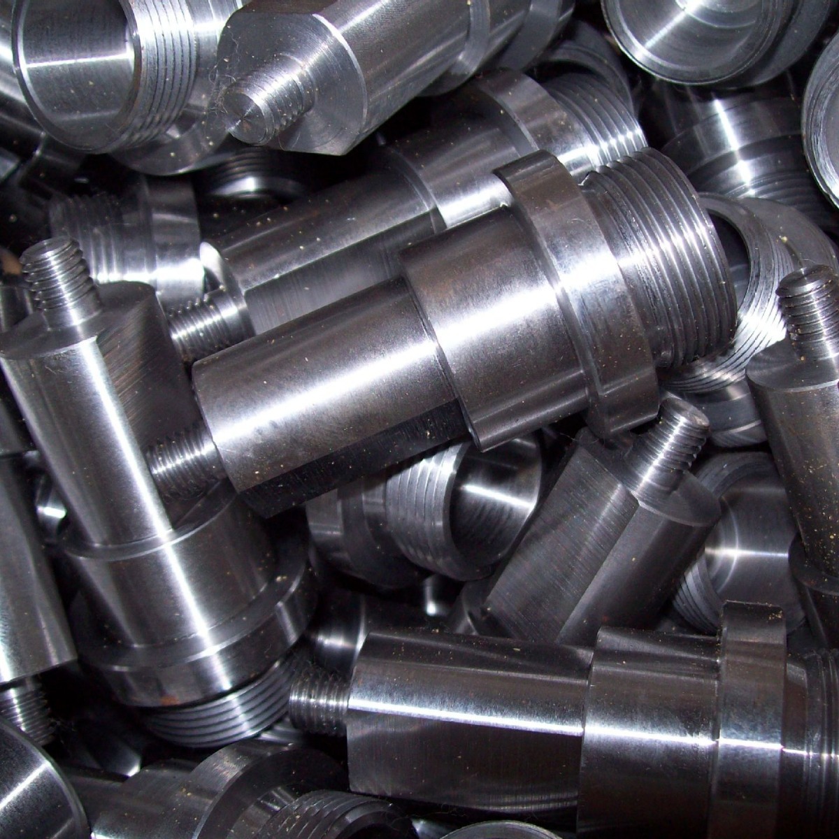 供应各种规格的不锈钢非标件CNC加工紧固件出口品质