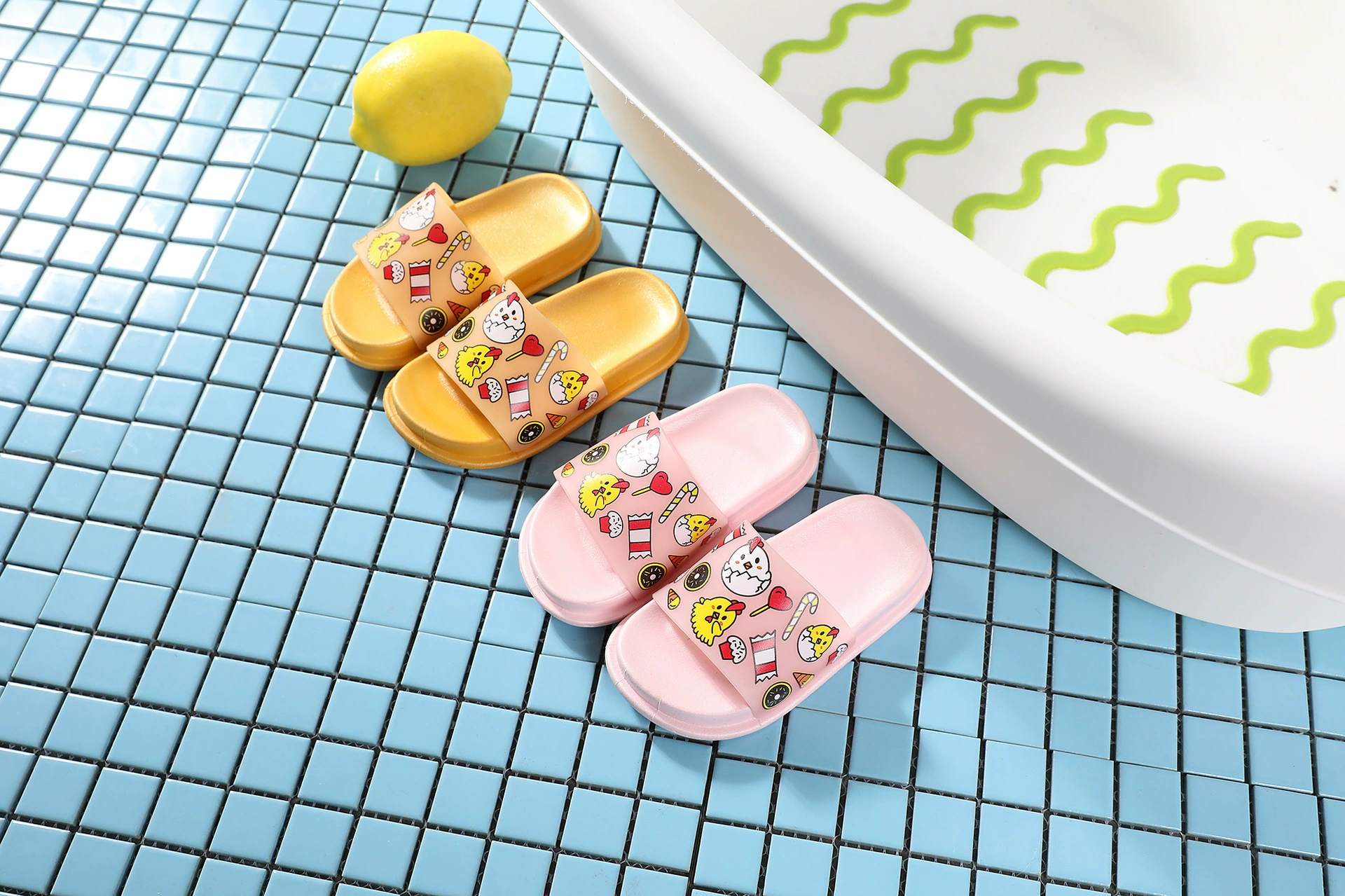 2023 новые детские тапочки, летние Мультяшные милые родители и дети для дома, принцесса, маленькие большие дети в наличии