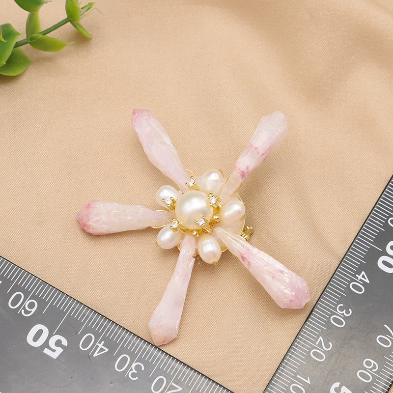 Broche de perlas de agua dulce natural de alta calidad barroco Rosa cristal pentagrama ramillete pequeña fragancia joyería hecha a mano al por mayor
