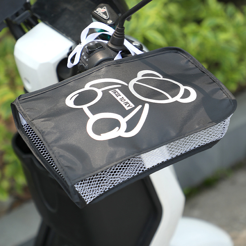 귀여운 작은 곰—검은색