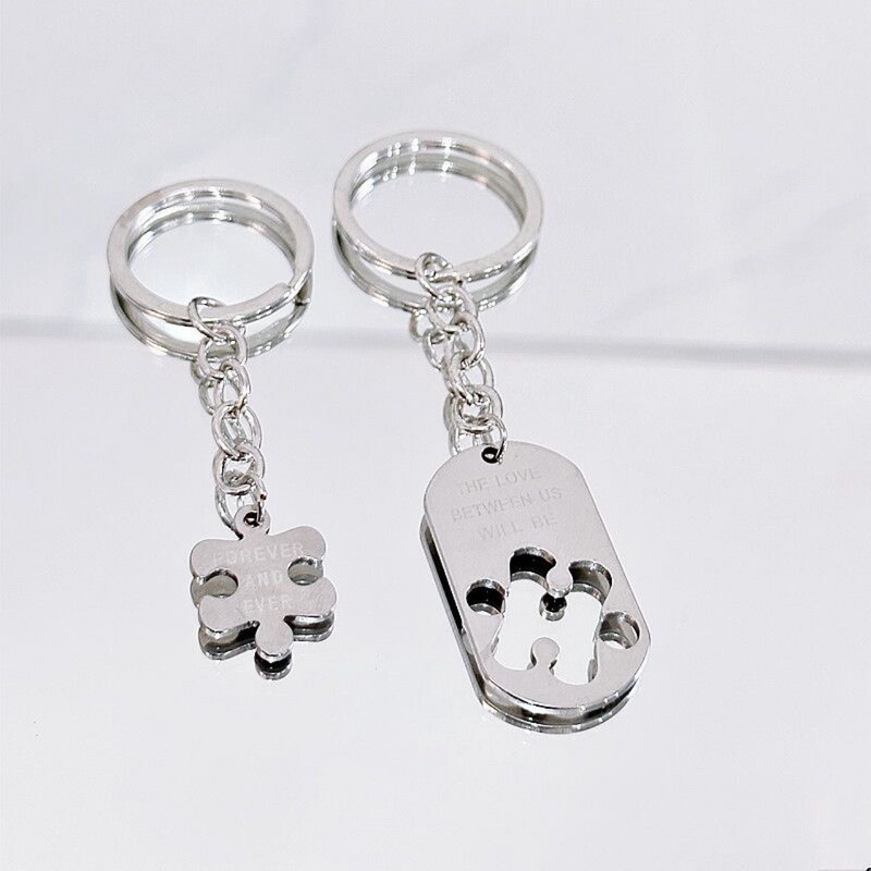 Titanium Steel Couple Puzzle Keychain Pendant for Men and Women, Best Friends, Students in Long-Distance Relationships, Valentine's Day Birthday Gift for Girlfriend