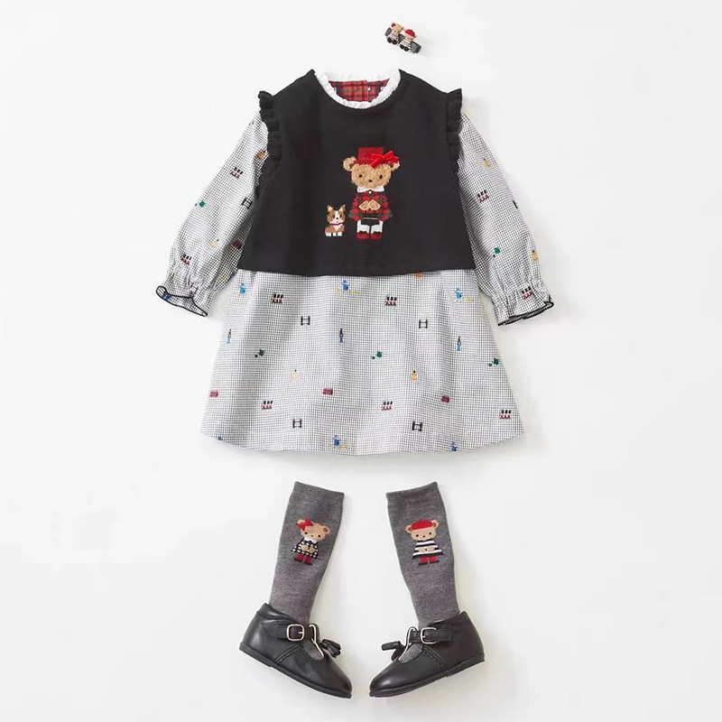 [all in stock] 23 autumn and winter tide brand high set children's clothing f home cotton floral skirt sweater vest suit