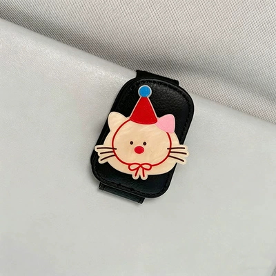 Glasses Clip for Car: Car Glasses Clip/Bill Clip - red-riding-hood-bear-black-glasses-clip