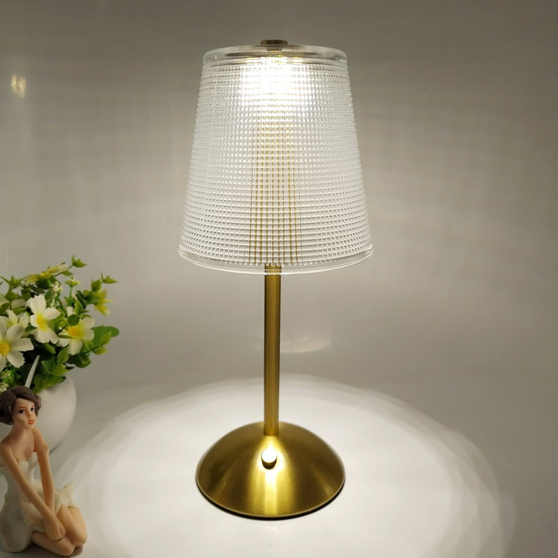 작은 사각형 크리스탈 램프