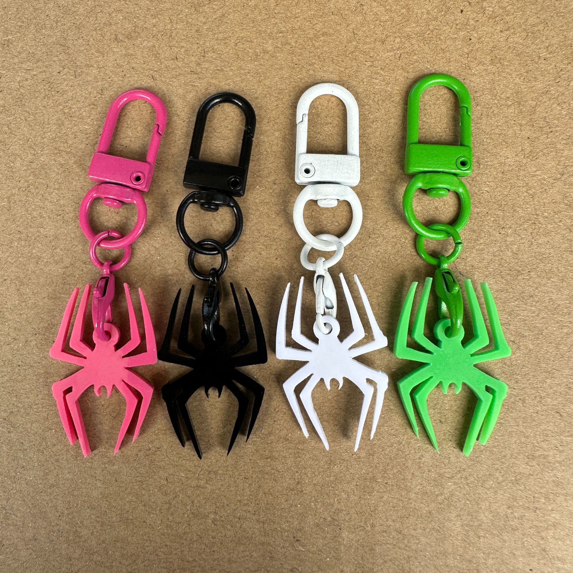 Original Halloween Spider Keychain Cross-Border European and American Cartoon Horror Simple Keychain Design Pendant