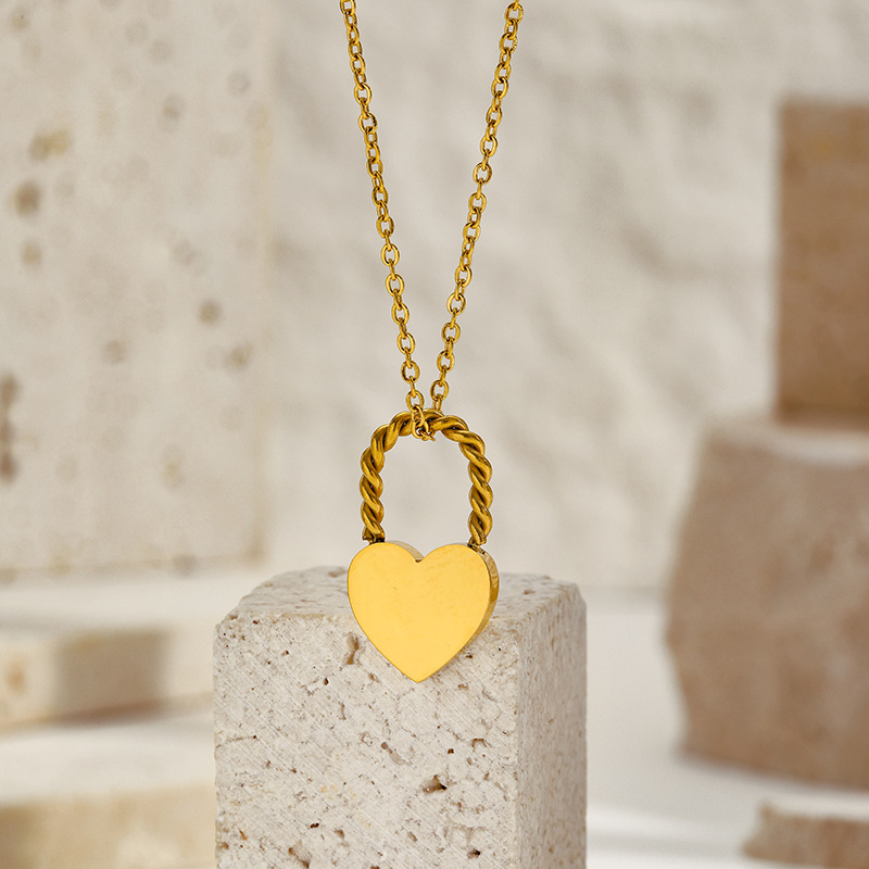 8g Weight Lobster Trigger Clasp Closure Clasp Closure Type 304 Stainless Steel Pendant Material Pendant Necklace Classification 304 Stainless Steel Chain Material Singapore chain, cable chain Chain Type 1 Piece Quantity Casual, Daily Occasion 304 Stainless Steel Material Heart Shape Pattern All Seasons Season Women's Gender Plating Design Elegant, Vintage Style Style Wholesale Jewelry Elegant Vintage Style Heart Shape 304 Stainless Steel Plating Singapore Chain Cable Chain Pendant Necklace 14