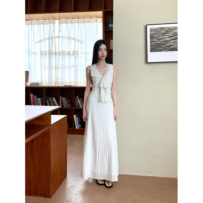 现货V领法式无袖连衣裙女夏白色修身字长裙设计感小众裙子|undefined
