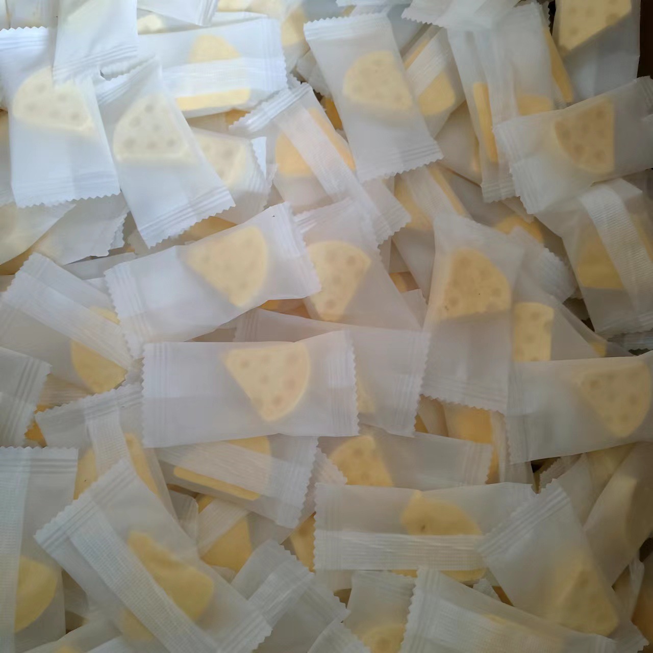 140A16B3-31B5-4272-BBE4-2693B6