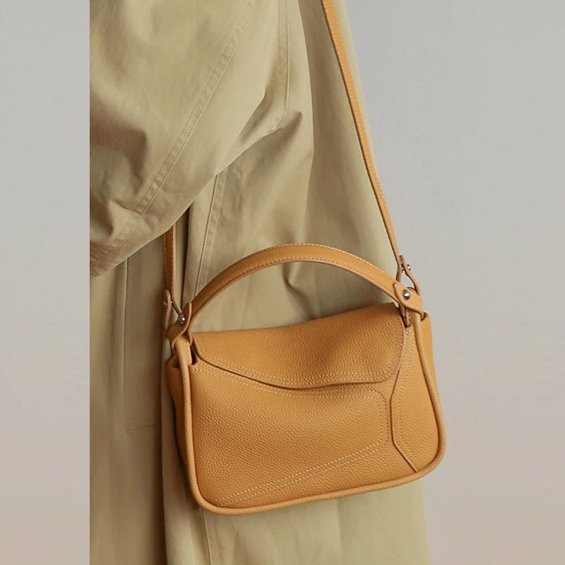 2026 New Model Genuine Leather Crossbody Women's Bag, Fashionable Geometric Bag, Cowhide Niche Pillow Bag, Single Shoulder Casual Underarm Bag