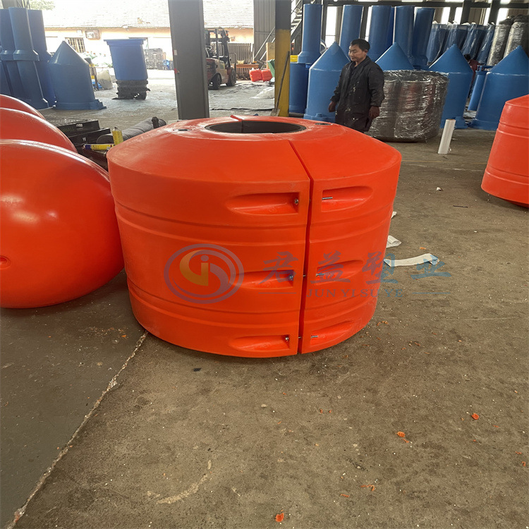 夹30公分管子塑料浮筒 海上抽沙管浮体