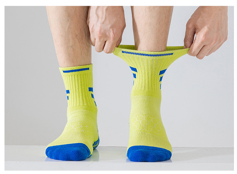 Unisex Gender Basic Style Basic Unisex Color Block Cotton Crew Socks A Pair