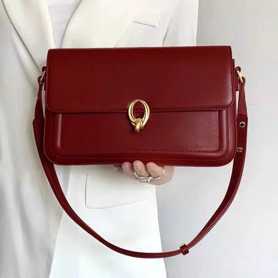 High-Texture Red Retro Bridal Wedding Bag 2026 New Arrival Luxury Commuter Underarm Bag French Niche Handbag Trendy - Thumbnail 4