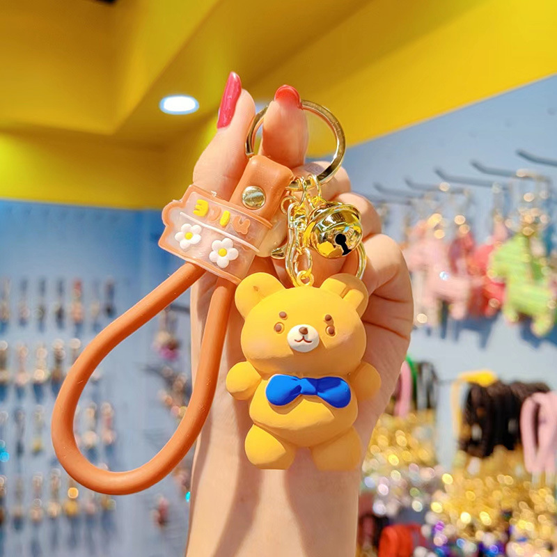 Llavero de oso de resina con colgante de muñeca de dibujos animados, cadena para teléfono móvil para mujer, llavero, colgante decorativo para bolso.