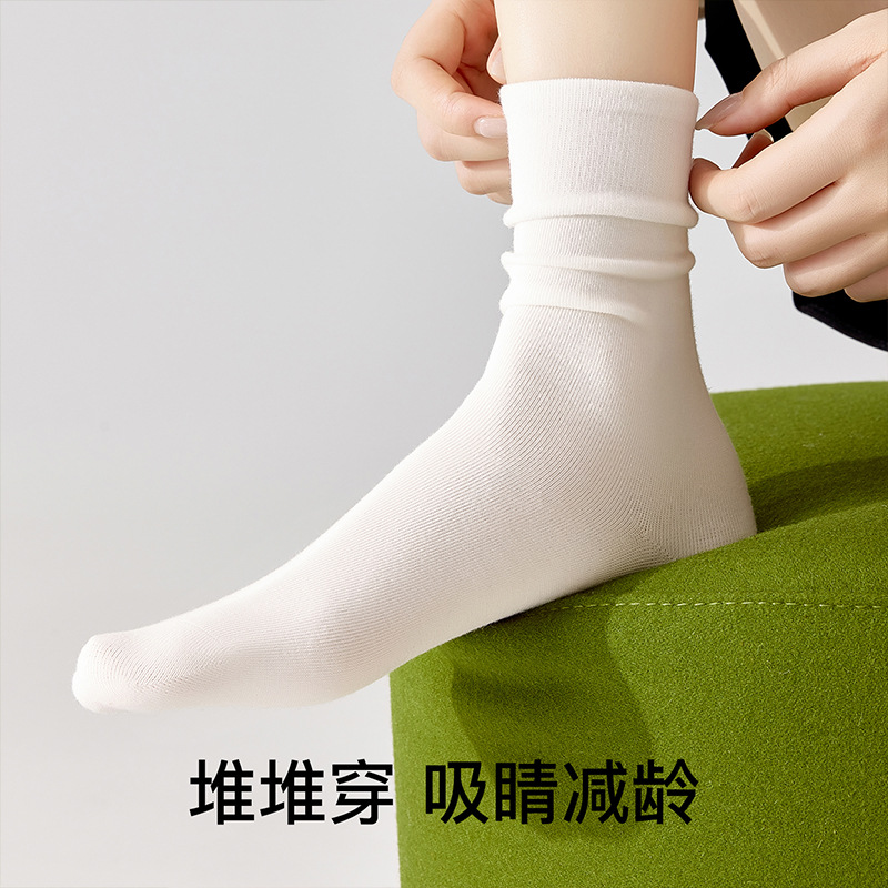 Calcetines de primavera y otoño, calcetines de mujer transpirables, antiolor, calcetines de mujer al por mayor con zapatos de Lefour.