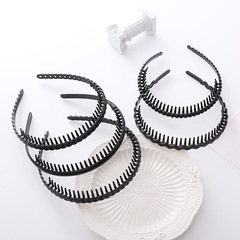 Female Hairband for Washing Face, Versatile Outdoor Hair Pin, Toothed Anti-Slip Hair Clip, Headband with Fringe for Adults