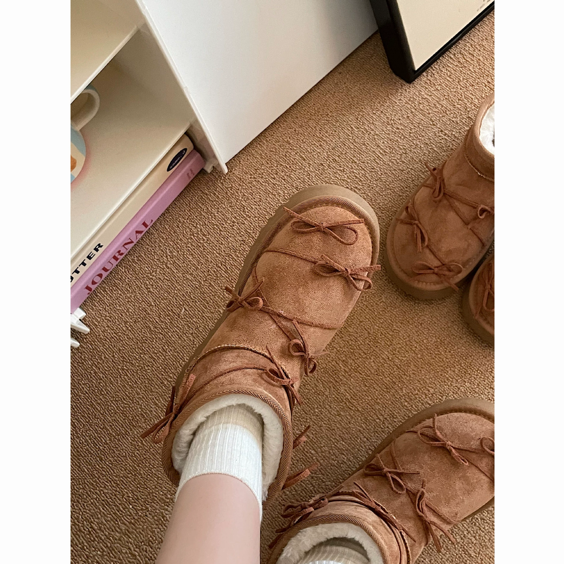 2024 зимний новый женский бант модный дикий толстый подошв для повышения теплых снежных сапог