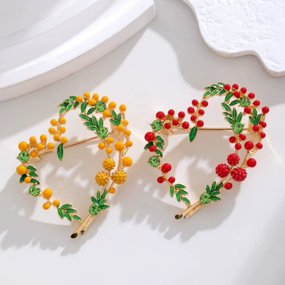 Elegant and Fresh Heart-Shaped Brooch Yaxa sancaqları