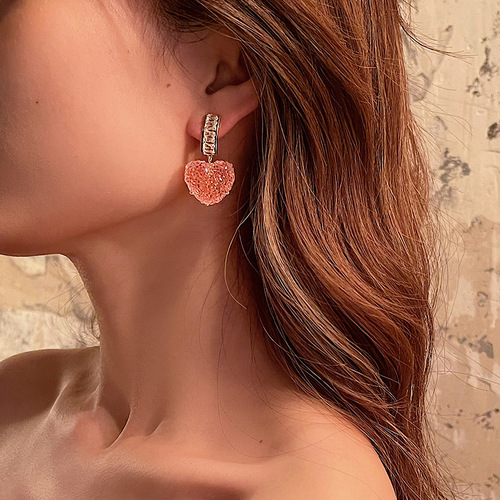 Sweet love gummy earrings for women  new fashion light luxury niche high-end earrings temperament cute earrings