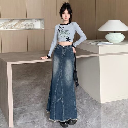 Niche hot girl design lotus leaf hip-hugging fishtail skirt for women 2023 autumn and winter new high-waist slit denim skirt