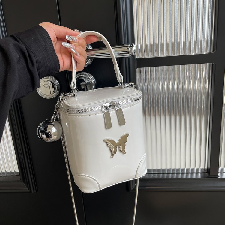 Exquisite fashionable handbag for women, new stylish high gloss solid color shoulder bag, high-quality and versatile_voghion.com