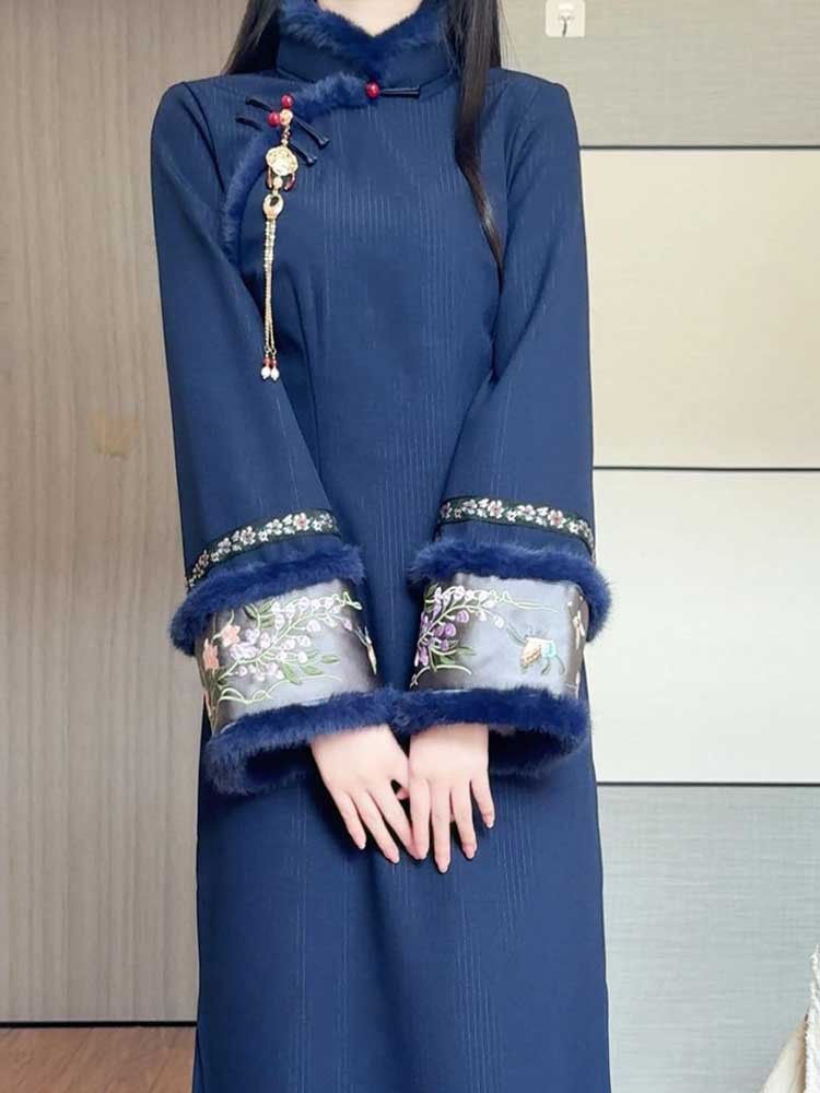 Fleece-lined And Thickened, 2025 Winter Model, Improved Cheongsam With Inverted Large Sleeves, Vintage Warm Fur Collar,_ecoleips.com