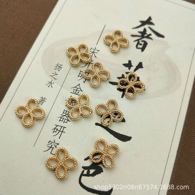 Alloy color-preserving Clover tassel pendant handmade diy homemade hairpin antique headdress step shake pendant material