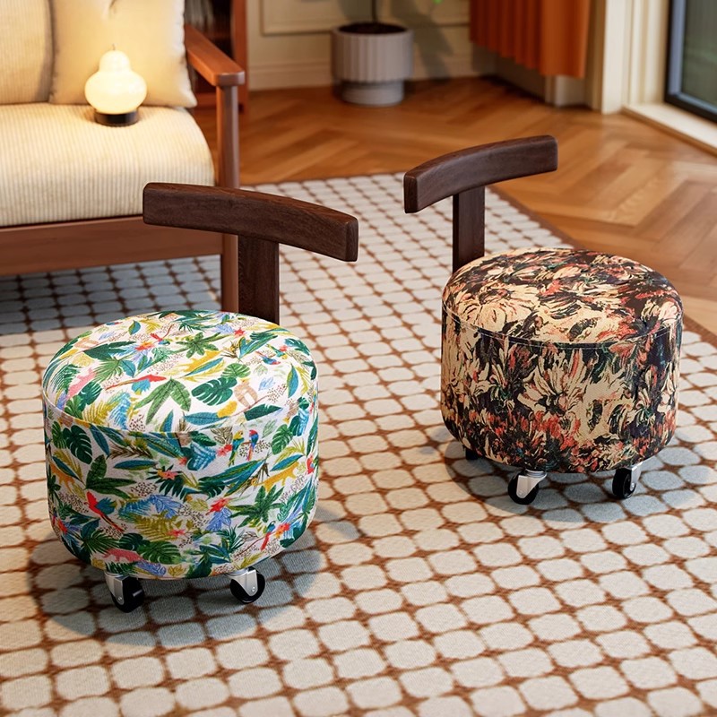 Taburete de rueda universal, silla de respaldo de madera sólida doméstica, taburete de salón, taburete retrógrado bajo, taburete de cambio de zapatos