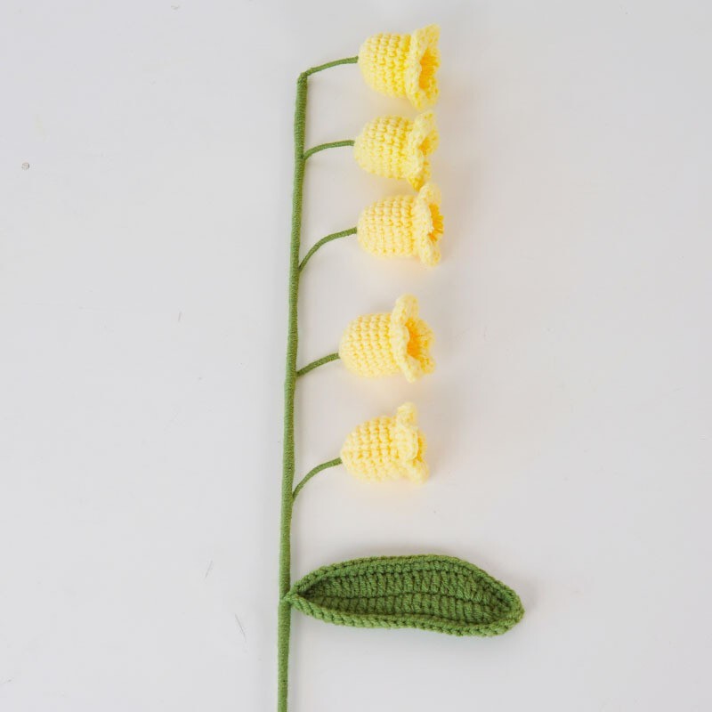 クロスボーダーの手編みの完成品の小さい花束は花の毛糸のメリヤスの花束を模倣します。|undefined
